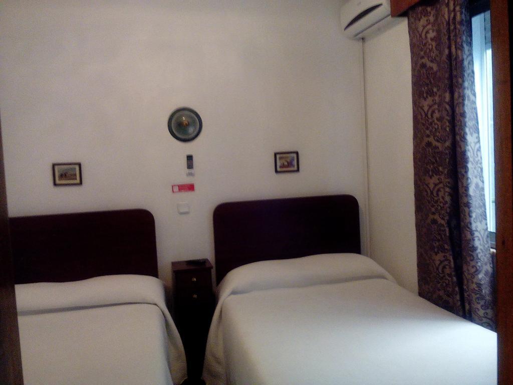 Residencia Matos Pereira Ξενοδοχείο Vila Real de Santo António Δωμάτιο φωτογραφία